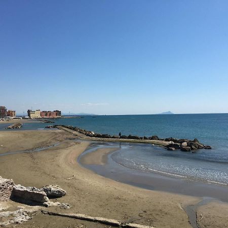 Alloggio Turistico Dea Bendata Anzio Exterior foto